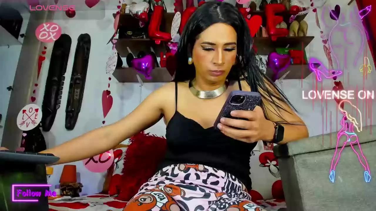 SashasweethotTS from Streamray