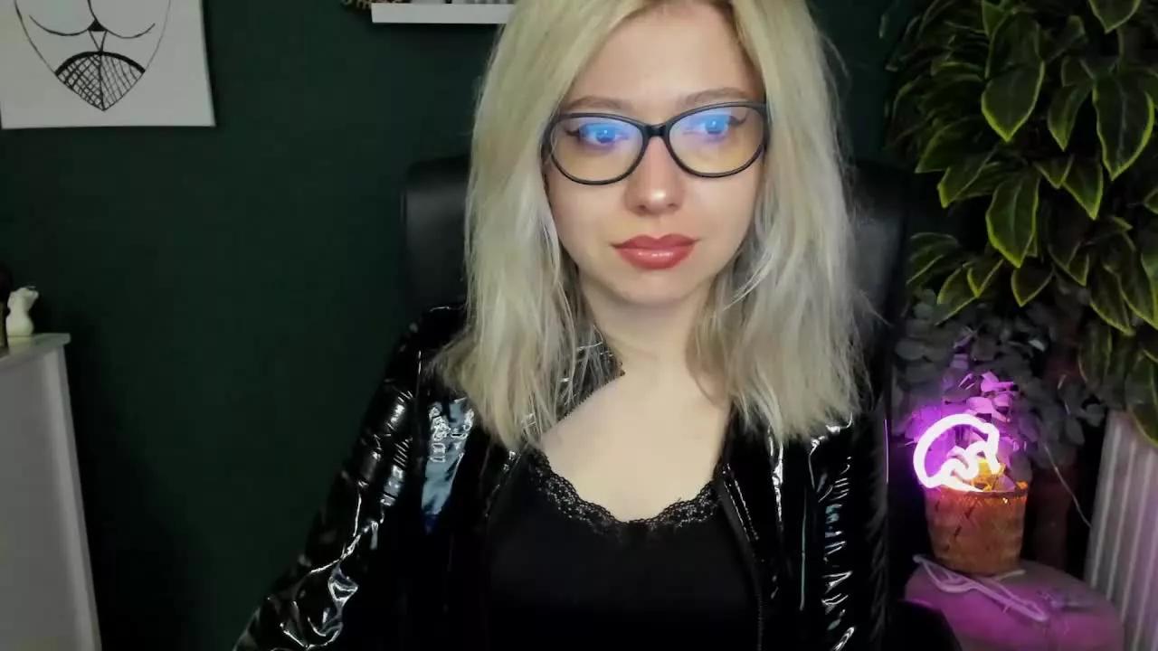 tasty_Heidi from Streamray