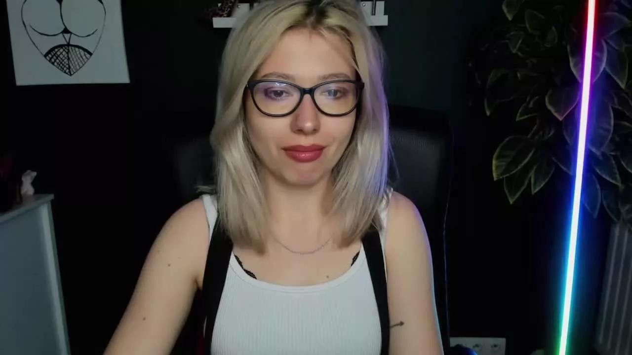 tasty_Heidi from Streamray