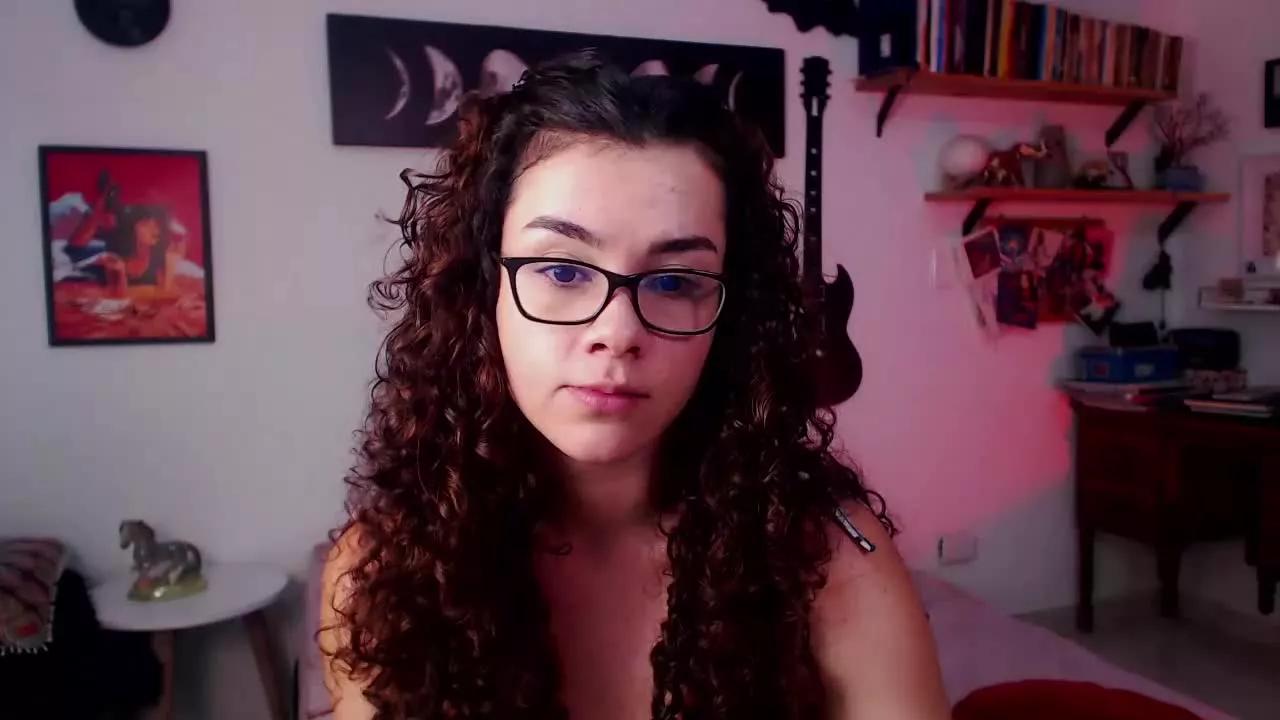 TinnyFoxxy from Streamray