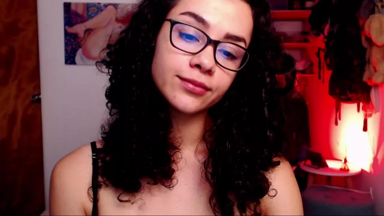 TinnyFoxxy from Streamray