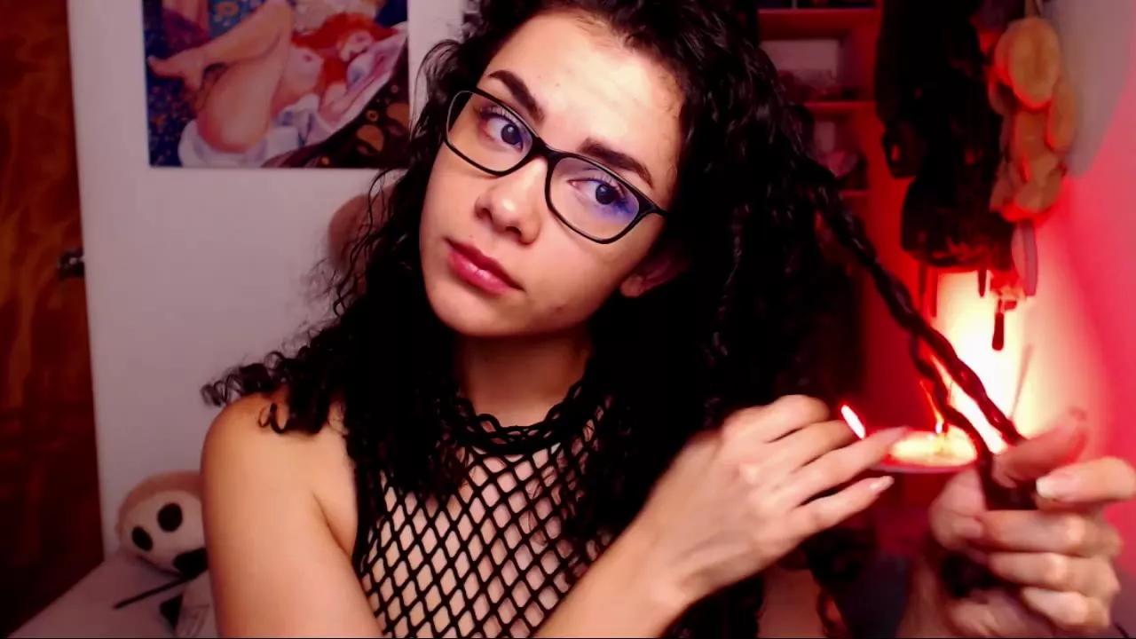 TinnyFoxxy from Streamray