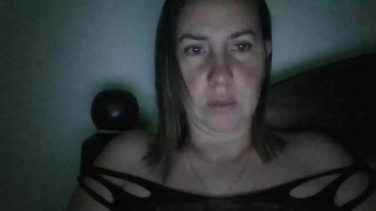 Vaioleth webcams show profile image 