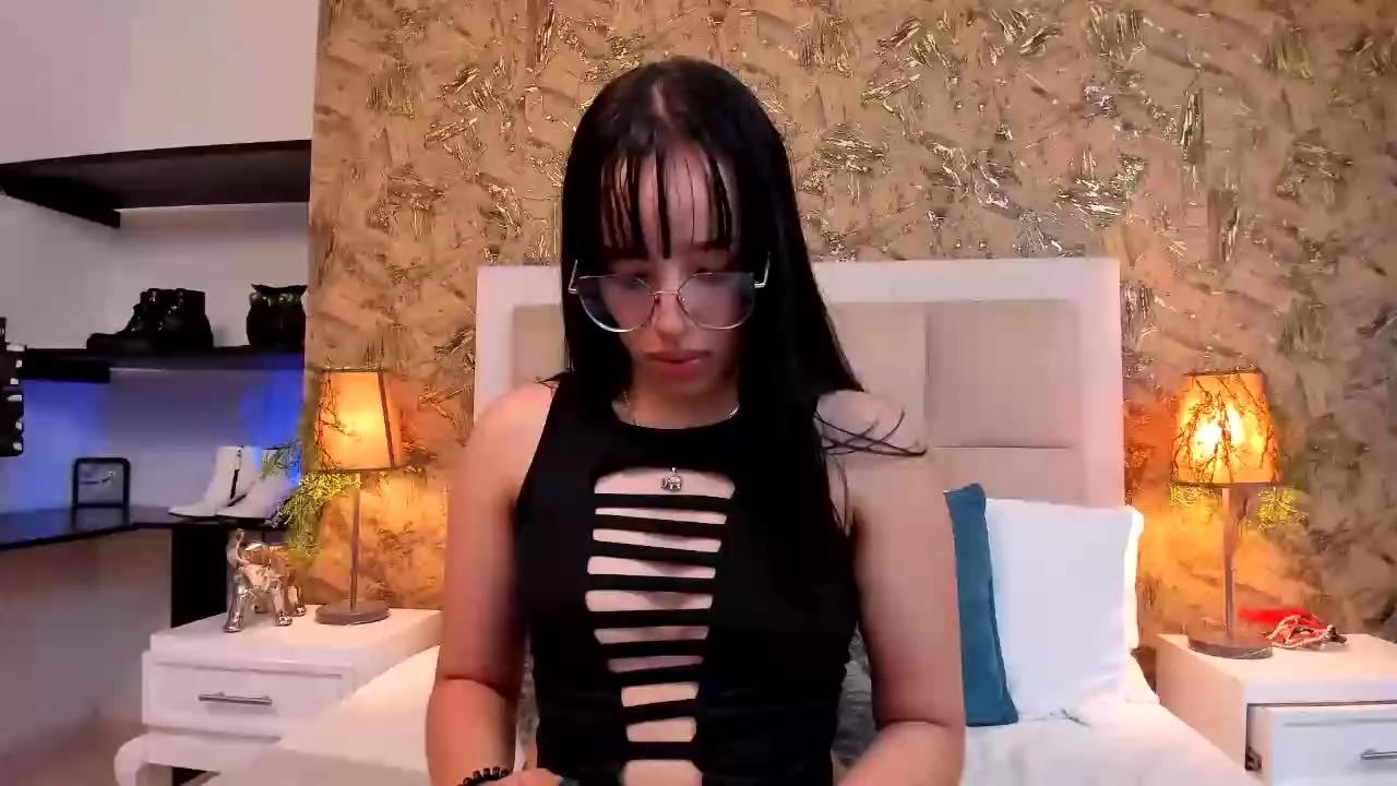 ValkyriaStel webcams show profile image 