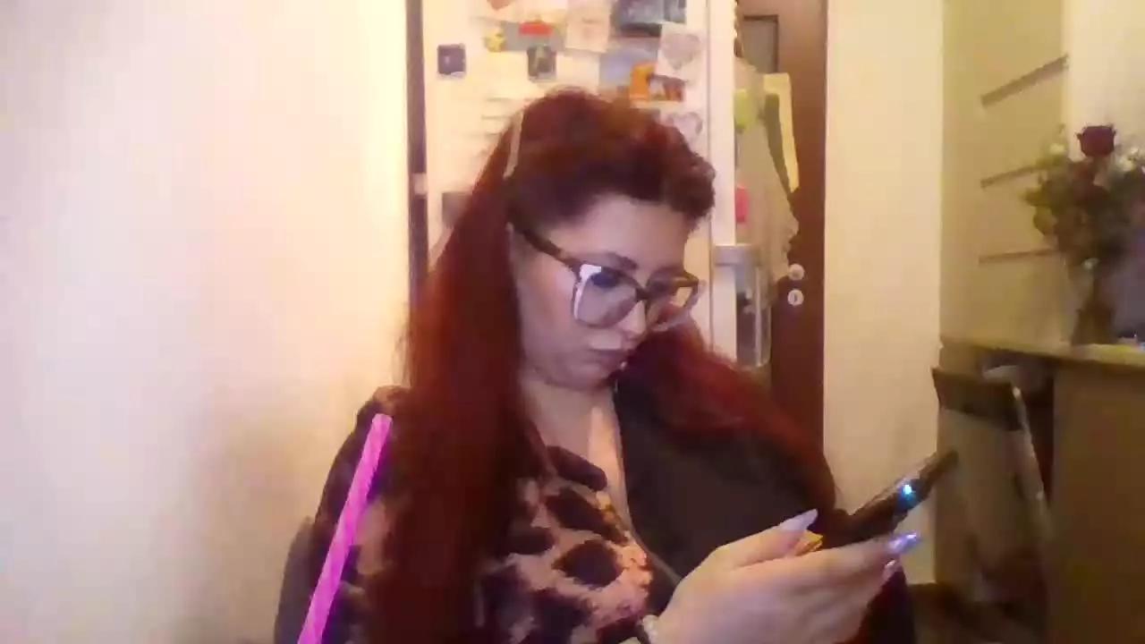 VelvetPurple webcams show profile image 