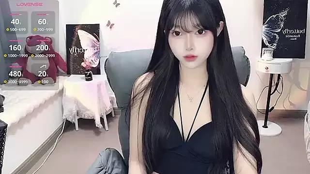 -EEBABY from StripChat