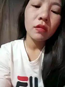 -Lanaa- from StripChat is Freechat