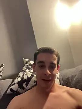 18k_boss from StripChat is Freechat