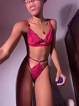 2001Sofisweet from StripChat