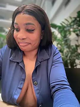 __Nessa__ from StripChat