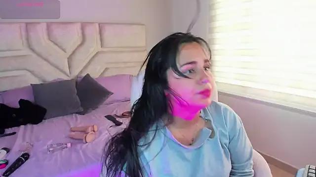 _adahara_queen from StripChat