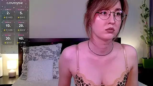 _AlexaFlowers_ from StripChat is Freechat