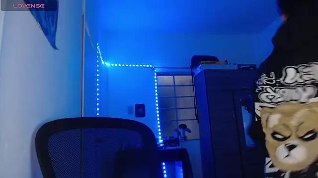 _Blue_Ale from StripChat is Freechat