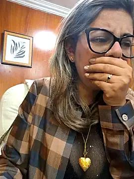 Photos of _Cata-Office1 from StripChat is Freechat