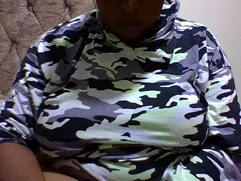 _Ella20 from StripChat
