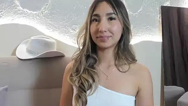 _Emma_Valka from StripChat