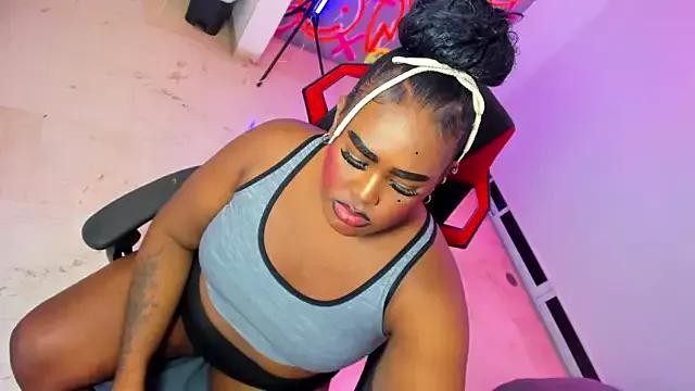 _EvaRouse from StripChat is Freechat