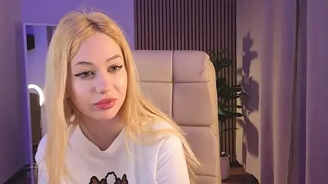 _K1sa_ from StripChat is Freechat