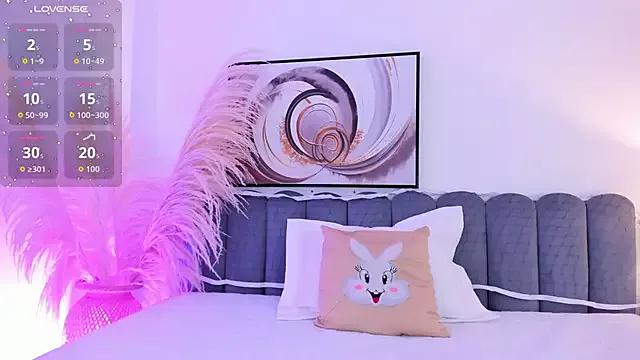 _Kathblond from StripChat is Freechat