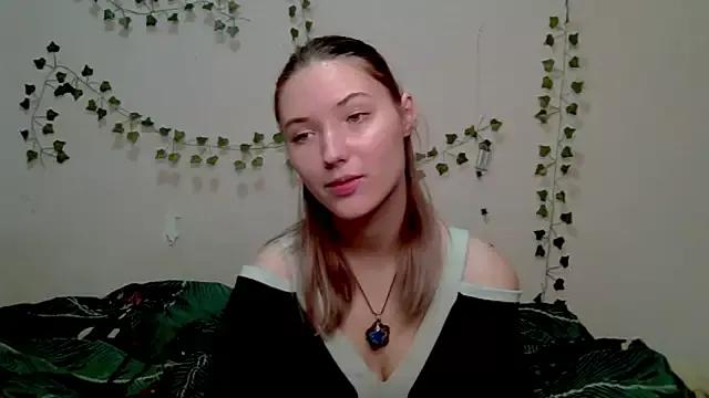 _kikiclark__ from StripChat