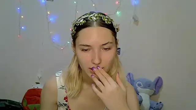 _kikiclark__ from StripChat is Freechat