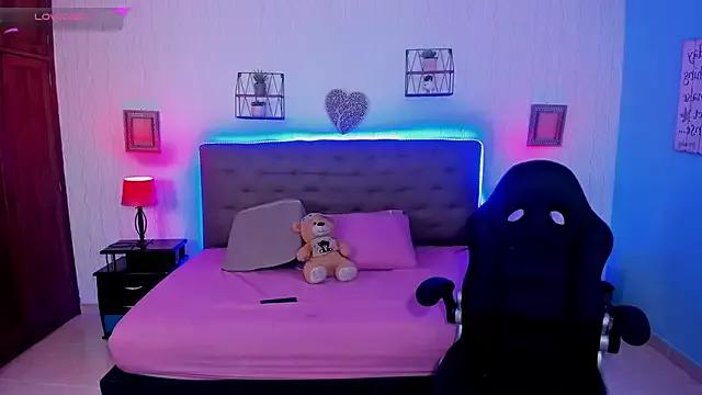 _Lilly_miller from StripChat