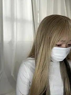 _Lily_xx from StripChat