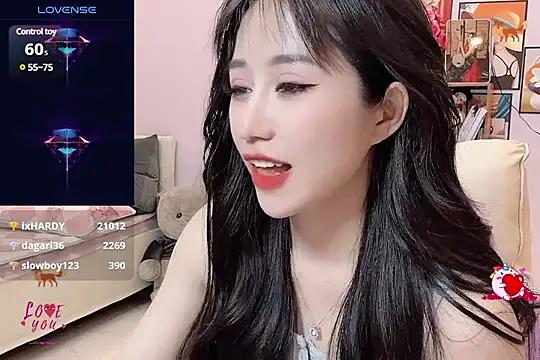 _LLisa_ from StripChat
