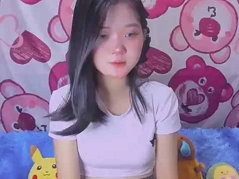 _ly__ webcams show profile image 