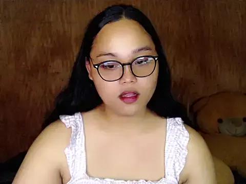 _Lylia from StripChat