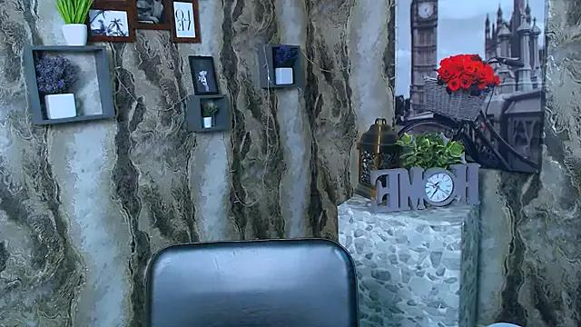 _MiraGold_ from StripChat is Freechat