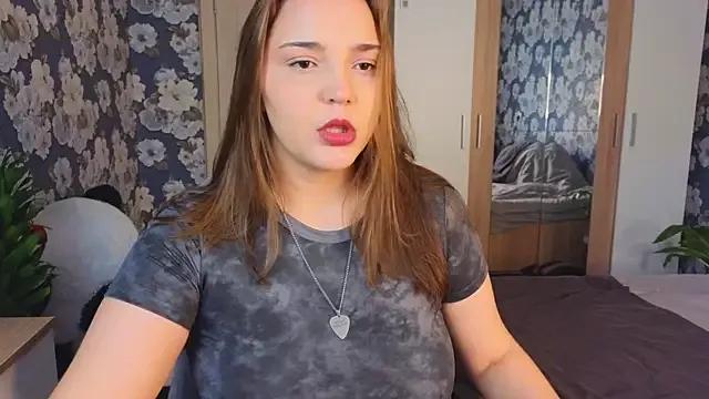 _momiji_ from StripChat