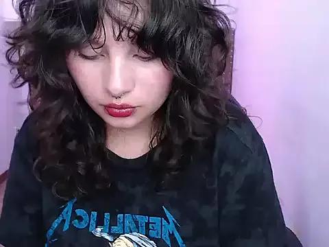 _MoonBlue_ from StripChat