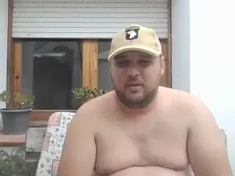 _revianzip1 webcams show profile image 