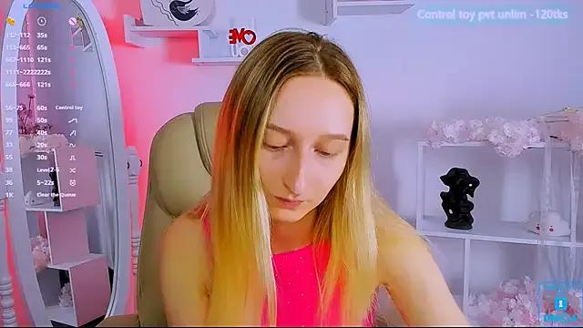 _Ri_na_ from StripChat