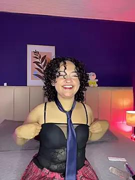 _sarahRose from StripChat is Freechat
