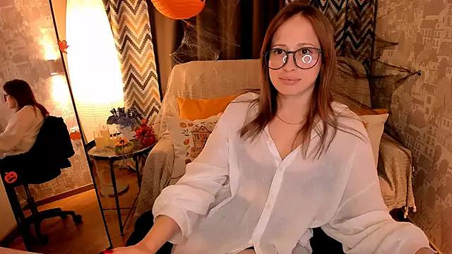 _SilverMoon_ from StripChat is Freechat