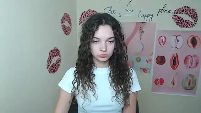 _SusieSu_ from StripChat