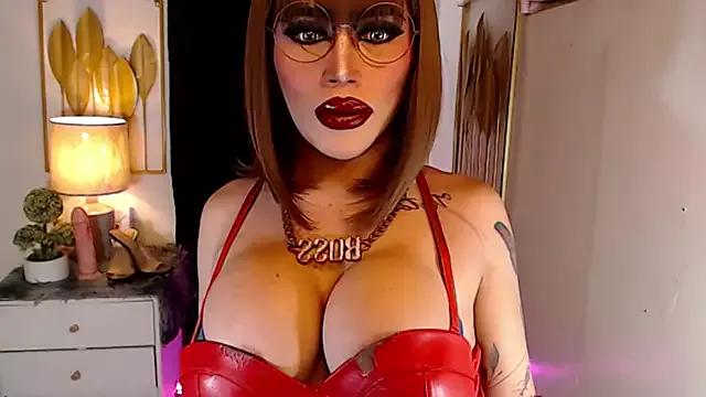 _TransMistressVictoria_ from StripChat is Freechat