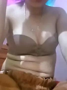 _TranThao_05 webcams show profile image 
