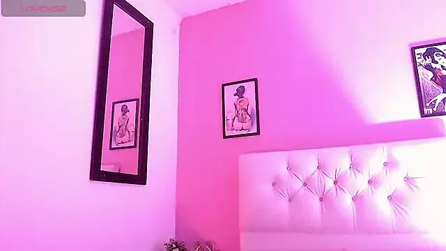 _tthalia_ from StripChat