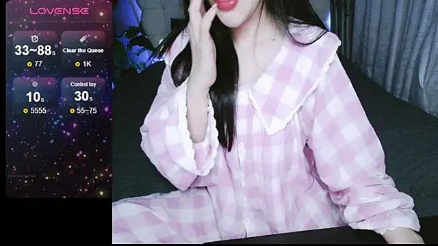 _Viviann_ from StripChat