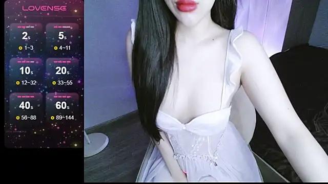 _Viviann_ from StripChat