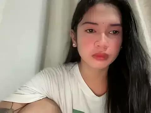 _whodoes from StripChat is Freechat