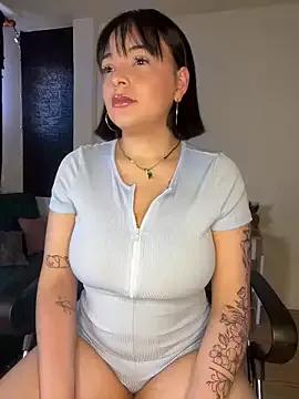 _zoey_april from StripChat is Freechat