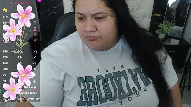 Aaliyah11 from StripChat