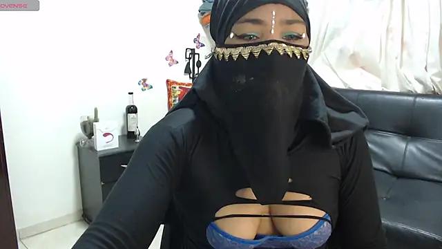 Aaliyah_brown from StripChat