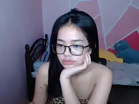 aaliyah_walker from StripChat