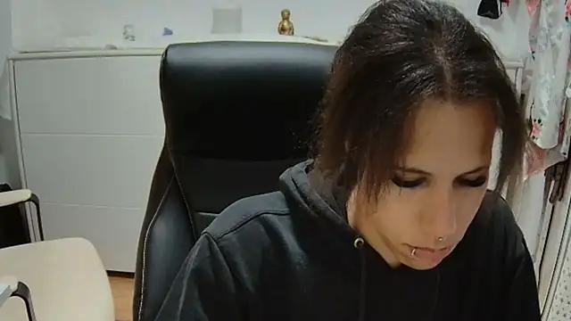 AaliyahHarris from StripChat