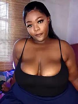 Aalyiah445 from StripChat